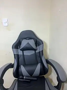 Snapshot of Vliacoooper2 chatting on September 2025 09:31:01 AM Vliacoooper2 online show from September 2025 09:31:01 AM