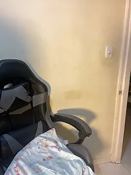 Snapshot of Vliacoooper2 chatting on January 2026 10:20:01 AM Vliacoooper2 online show from January 2026 10:20:01 AM