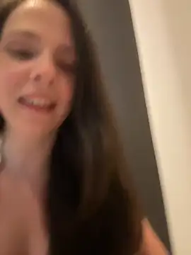 Snapshot of Lady_LauraRose chatting on November 2025 05:14:02 PM Lady LauraRose online show from November 2025 05:14:02 PM