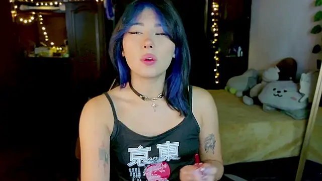 Snapshot of Shisuku_Sophi chatting on August 2026 02:43:01 AM Shisuku Sophi online show from August 2026 02:43:01 AM