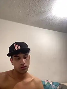 Snapshot of Camachito332 chatting on March 2026 11:27:02 PM Camachito332 online show from March 2026 11:27:02 PM