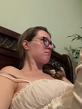 Snapshot of Jugira chatting on September 2025 05:13:01 PM Jugira online show from September 2025 05:13:01 PM