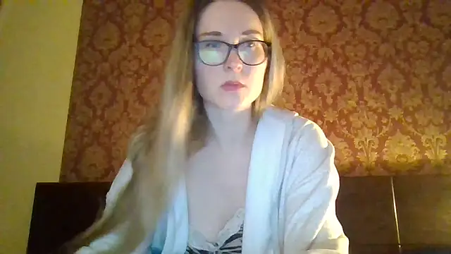 Snapshot of Jugira chatting on October 2025 09:12:02 PM Jugira online show from October 2025 09:12:02 PM