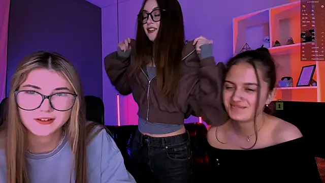 barbara crazy online show from April 2026 08:20:02 PM