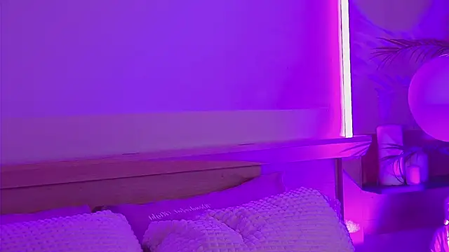 MiaEuphoria  online show from February 2026 03:56:02 AM