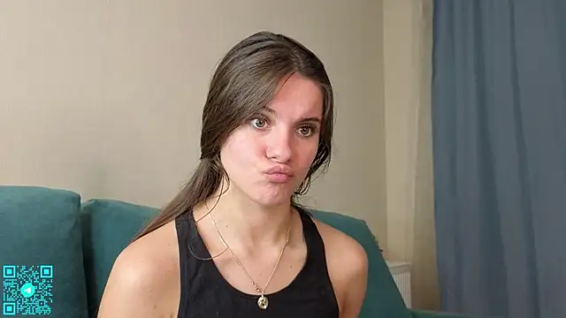 Snapshot of chloemilka chatting on September 2025 05:46:01 PM chloemilka online show from September 2025 05:46:01 PM