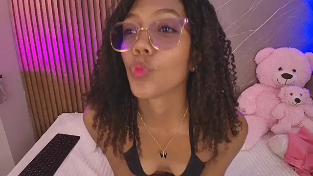 biancaa 18 online show from May 2026 07:33:02 PM