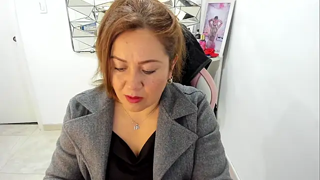 camixxx m online show from March 2026 12:42:01 PM