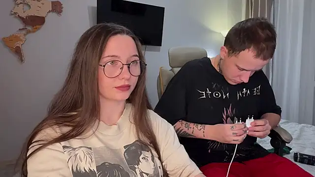 wwow meow online show from November 2025 12:55:01 PM