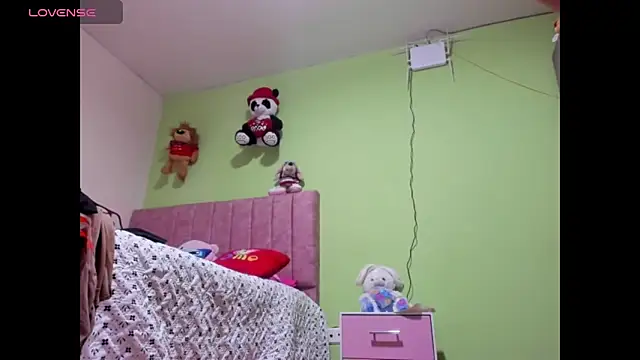 hot Dariana pantyhose online show from September 2025 02:16:02 PM