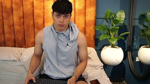 Ethan occonor online show from September 2025 10:48:02 AM