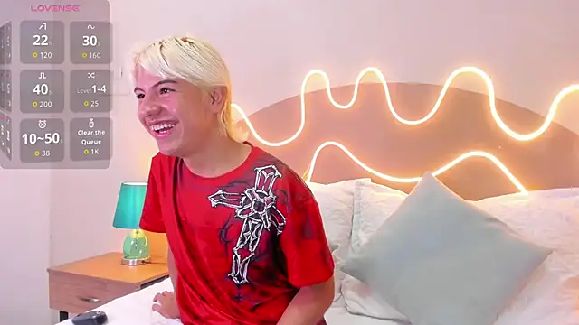 Enrrixxx  online show from October 2025 12:30:01 AM