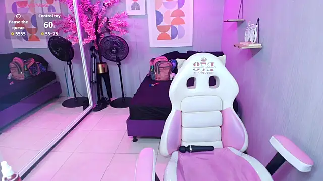Maggy t18 online show from May 2026 11:32:01 PM