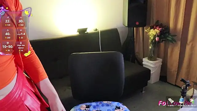 Snapshot of TsukiCherry chatting on October 2025 12:41:02 AM TsukiCherry online show from October 2025 12:41:02 AM