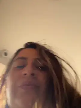 megvibes online show from October 2025 08:53:02 PM