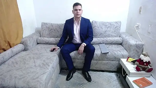 Snapshot of Victor_Maitland chatting on December 2025 03:57:01 AM Victor Maitland online show from December 2025 03:57:01 AM