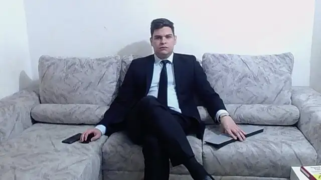 Snapshot of Victor_Maitland chatting on January 2026 09:18:02 PM Victor Maitland online show from January 2026 09:18:02 PM