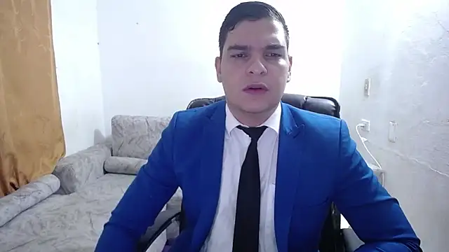 Snapshot of Victor_Maitland chatting on May 2026 07:10:02 PM Victor Maitland online show from May 2026 07:10:02 PM