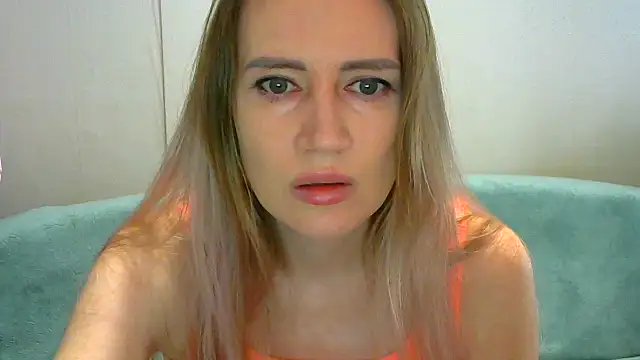 JessFoxxx online show from March 2026 03:44:01 AM