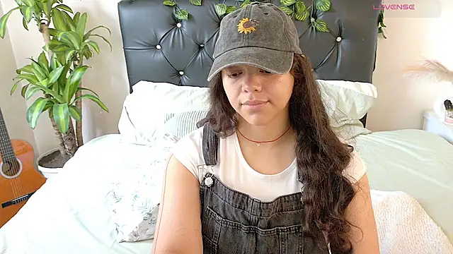 Amanda sweet online show from March 2026 01:07:02 PM