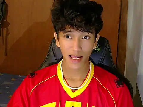 Snapshot of kenbigcockxx chatting on January 2026 02:21:01 PM kenbigcockxx online show from January 2026 02:21:01 PM