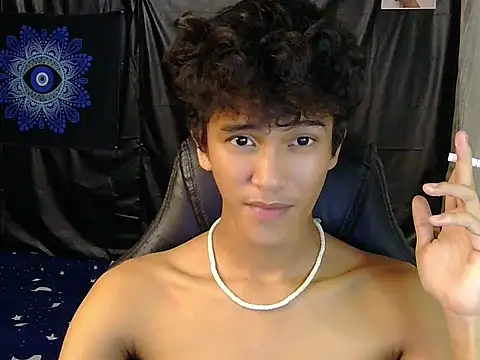 Snapshot of kenbigcockxx chatting on February 2026 12:20:01 PM kenbigcockxx online show from February 2026 12:20:01 PM