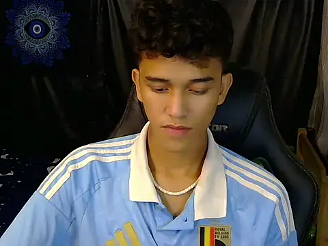 Snapshot of kenbigcockxx chatting on February 2026 07:09:01 PM kenbigcockxx online show from February 2026 07:09:01 PM