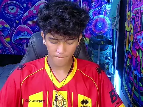 kenbigcockxx online show from May 2026 02:46:01 PM