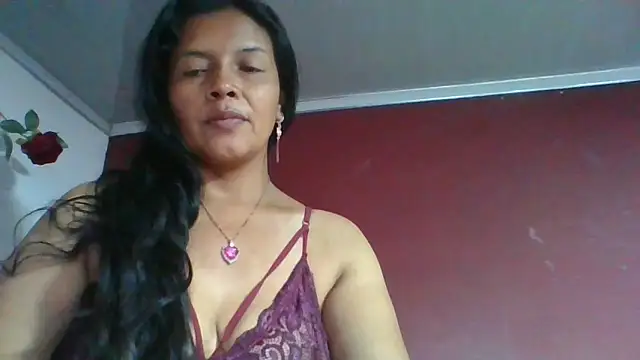 DianaOchoa  online show from May 2026 10:28:02 PM