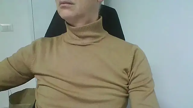 Snapshot of Sensor2000 chatting on January 2026 08:17:01 AM Sensor2000 online show from January 2026 08:17:01 AM