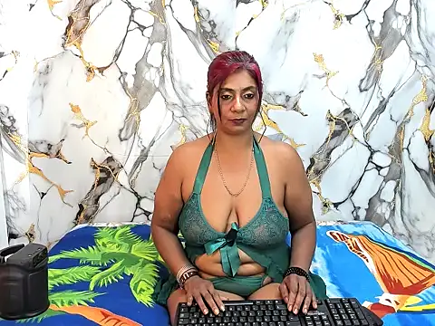 Snapshot of indianerotica69 chatting on September 2025 07:43:01 AM indianerotica69 online show from September 2025 07:43:01 AM