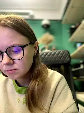  CherryBloom  online show from September 2025 07:44:01 AM