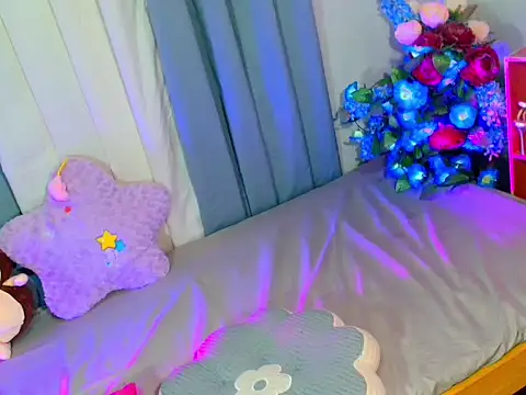 Snapshot of baby_kiraxx chatting on June 2026 06:51:02 AM baby kiraxx online show from June 2026 06:51:02 AM