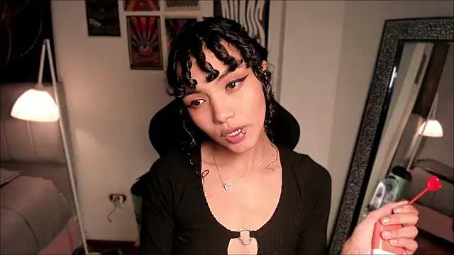 Snapshot of Nati____ chatting on November 2025 05:18:02 AM Nati online show from November 2025 05:18:02 AM