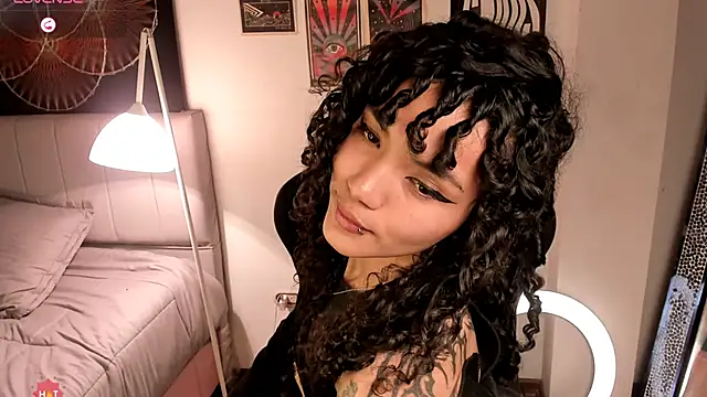 Snapshot of Nati____ chatting on December 2025 04:29:02 AM Nati online show from December 2025 04:29:02 AM