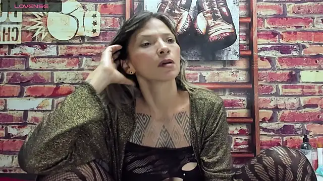 Snapshot of Kaya_Tate chatting on September 2025 01:44:02 PM Kaya Tate online show from September 2025 01:44:02 PM