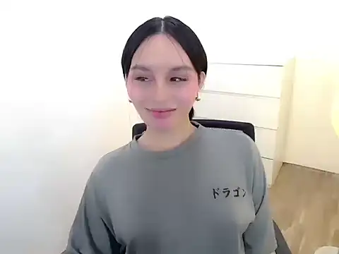 Snapshot of holly_tabby chatting on September 2025 08:20:01 PM holly tabby online show from September 2025 08:20:01 PM