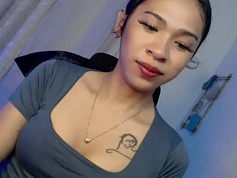 Annaloula online show from March 2026 06:44:01 PM