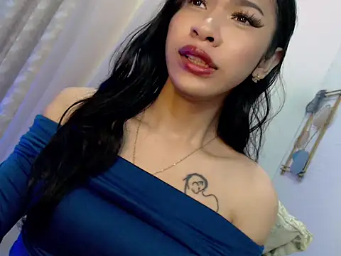 Annaloula online show from March 2026 06:35:02 PM