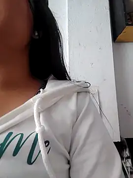 Snapshot of lunna_07 chatting on September 2025 07:46:01 PM lunna 07 online show from September 2025 07:46:01 PM