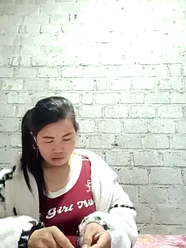 jienrrr online show from October 2025 11:43:01 AM