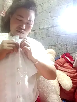 jienrrr online show from November 2025 12:44:01 AM