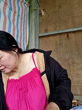 yoowwmr online show from October 2025 02:34:01 AM