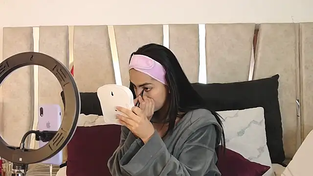 Snapshot of CamiJone chatting on February 2026 01:39:02 AM CamiJone online show from February 2026 01:39:02 AM