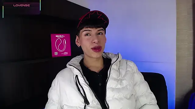 Ezra Storm online show from October 2025 04:56:02 AM