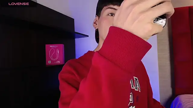 Ezra Storm online show from October 2025 04:46:02 AM