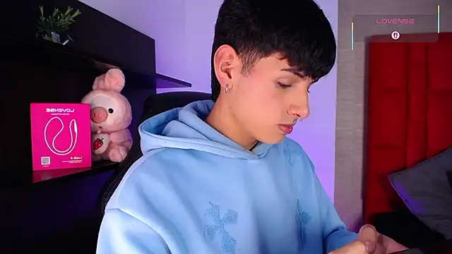 Ezra Storm online show from February 2026 04:17:02 AM