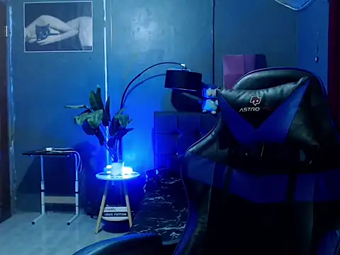 Snapshot of urtranspinay chatting on October 2025 08:41:01 PM urtranspinay online show from October 2025 08:41:01 PM