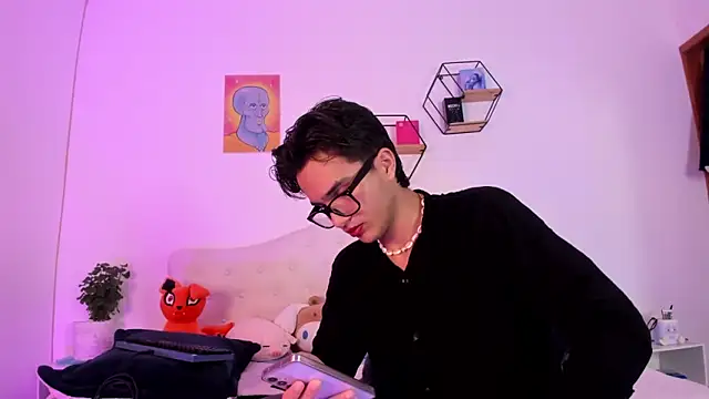 jin luna online show from October 2025 12:28:02 AM