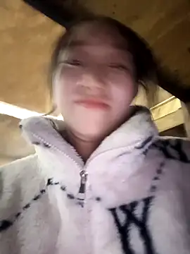 Zhan99999 online show from December 2025 12:32:02 PM